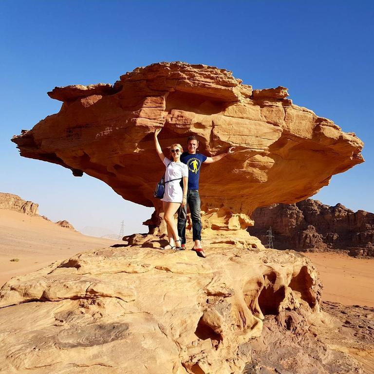 Wadi Rum Light Camp Bagian luar foto
