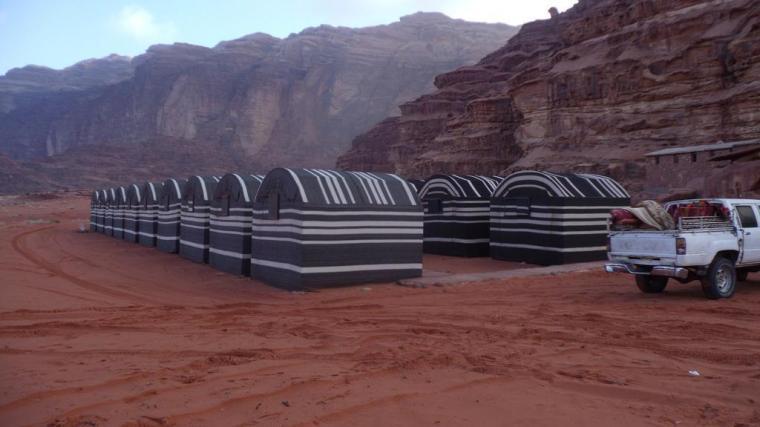 Wadi Rum Light Camp Bagian luar foto