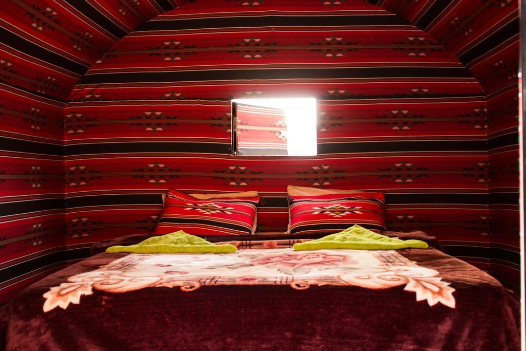Wadi Rum Light Camp Bagian luar foto