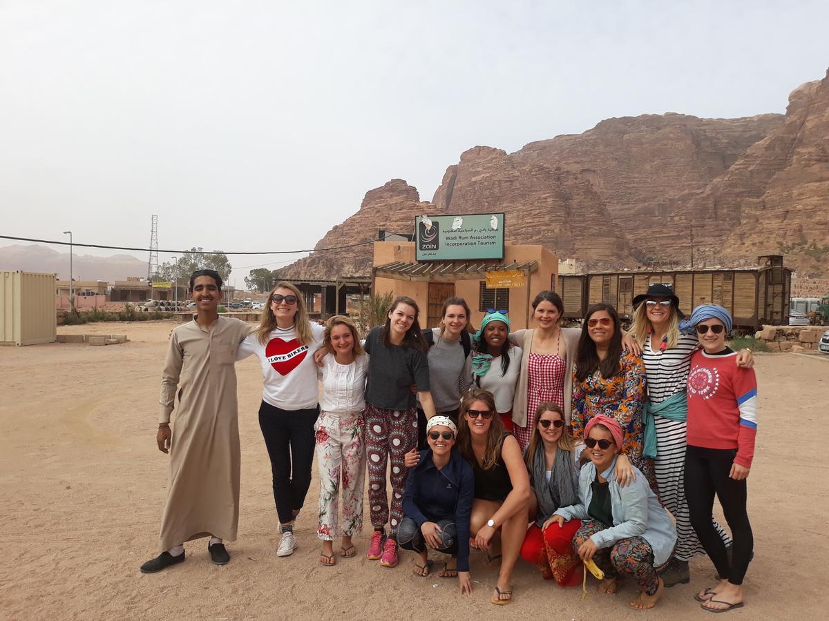 Wadi Rum Light Camp Bagian luar foto