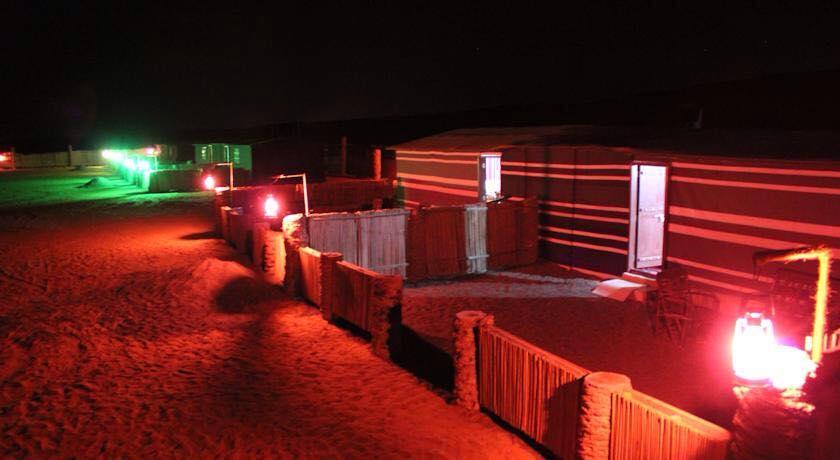 Wadi Rum Light Camp Bagian luar foto